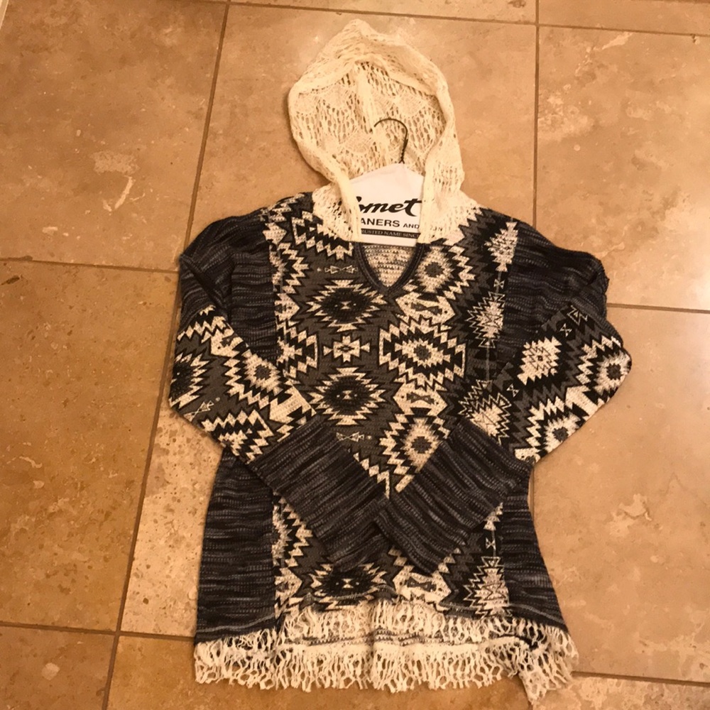 Hooded pullover - Picture 3 of 7